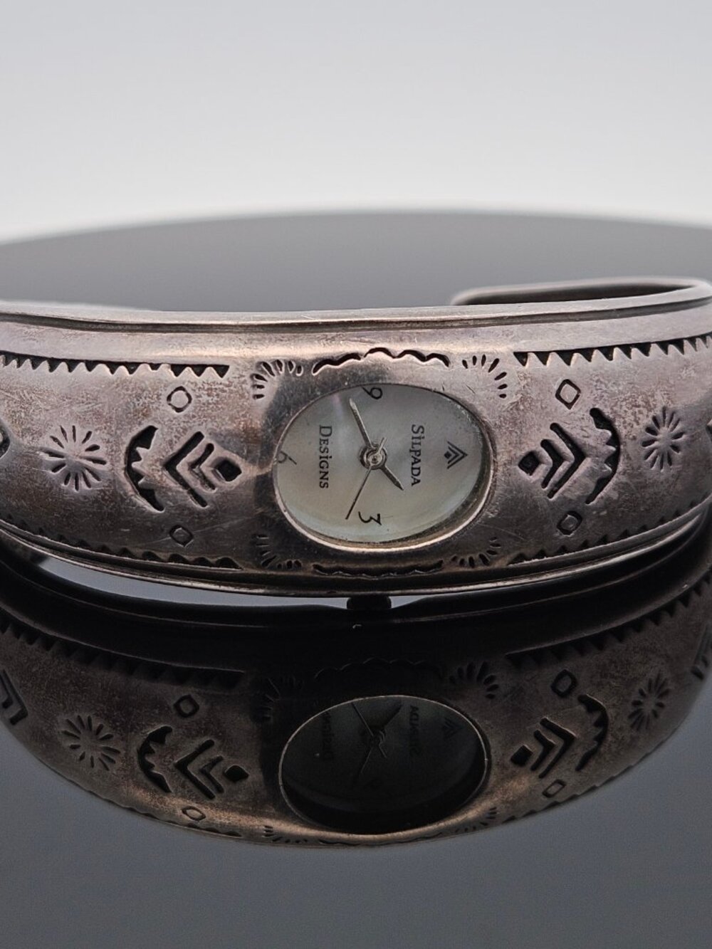 Silpada Designs 925 Sterling Silver Cuff Southwest Style Bangle Watch 5.5 Inches - Picture 14 of 14